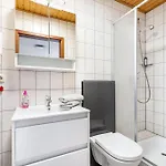 Practical Mechanic's 5 Apartment *